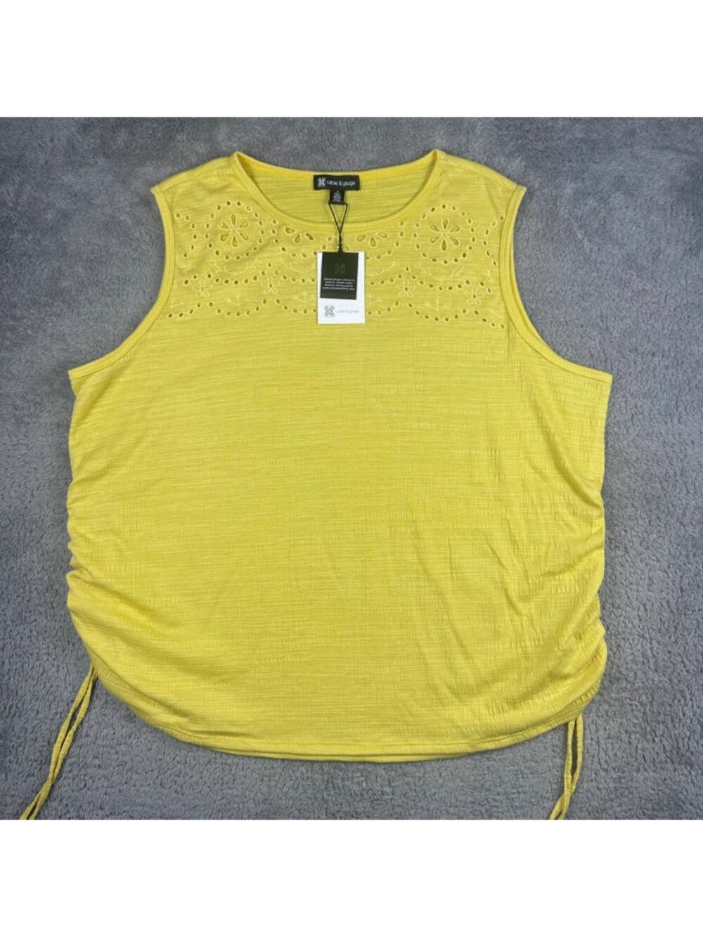 Cable & Gauge Womens Yellow Sleeveless Embroidered Top Size 3X Adjustable Side T